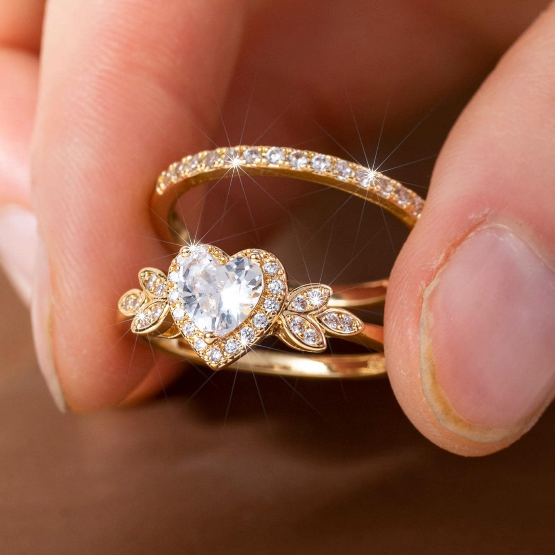 Elegant to-delt ringesæt med tidløs glans