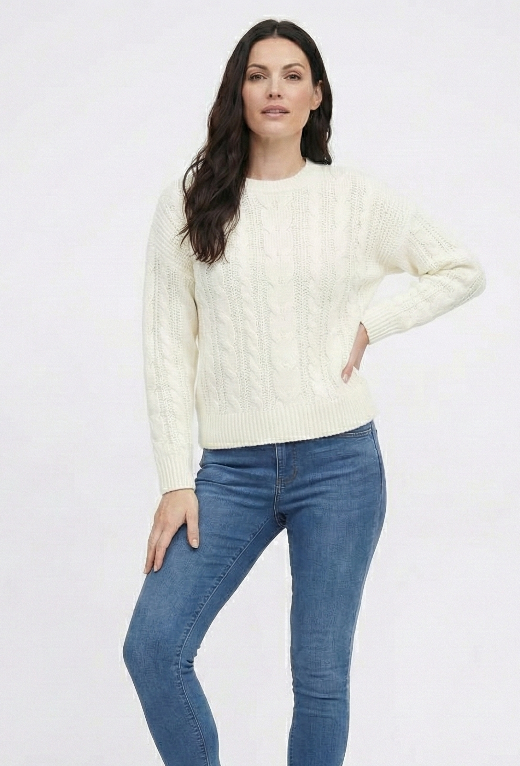 Ava | Klassisk Kabelstrik Trøje – Komfortabel & Tidløs