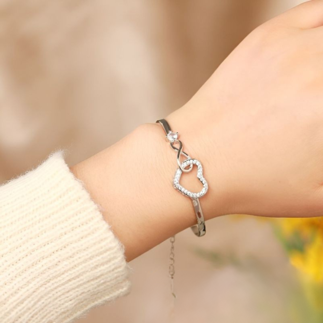 Guld & Hvidguld Hjerte Armbånd – Elegant Minimalisme