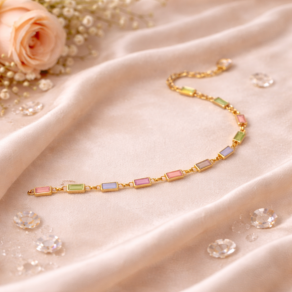 Guld Armbånd med Pastelfarvede Sten Elegant Vintage Dame Smykke