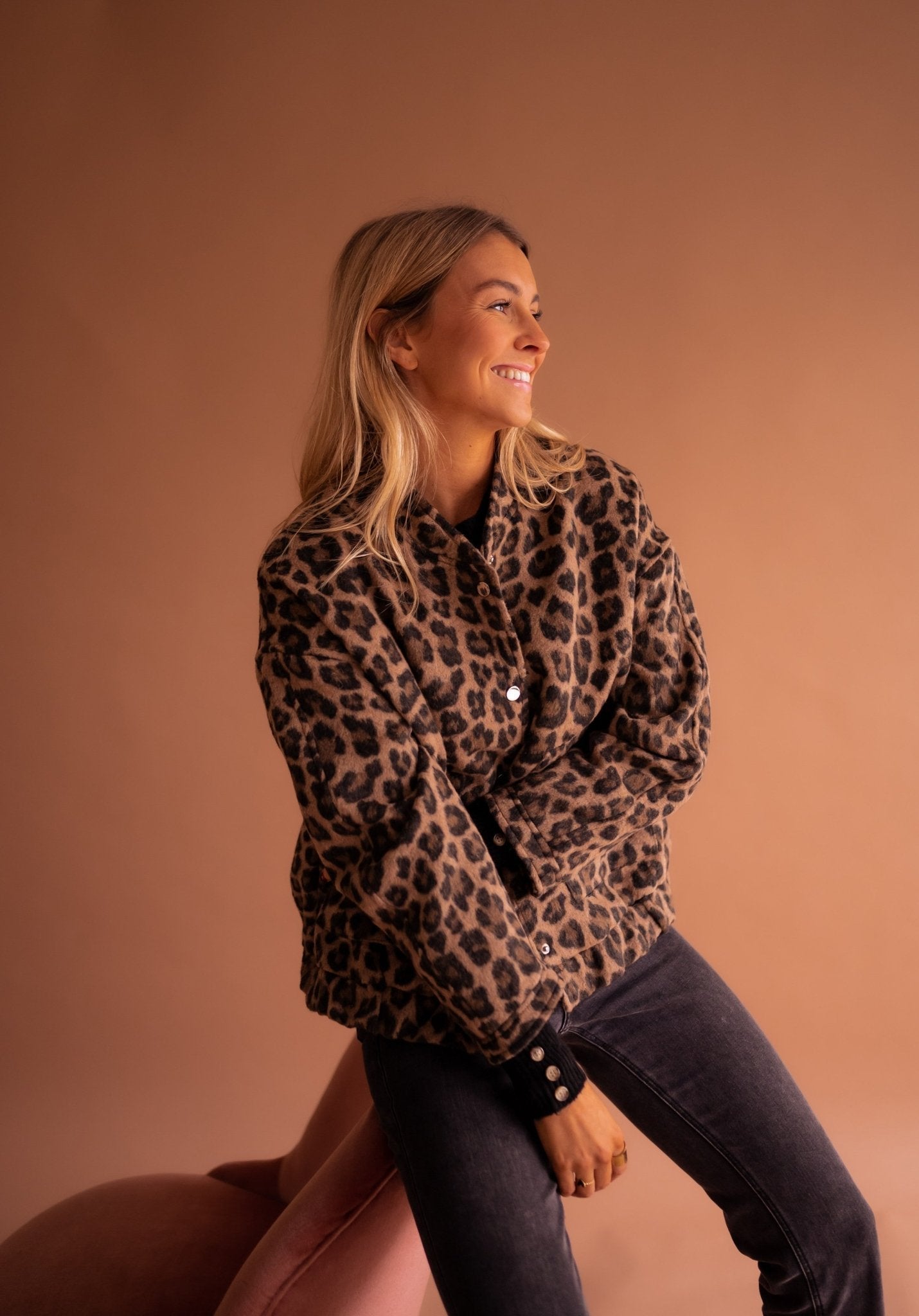 Mila™ | Trendy Jakke med Leopardmønster