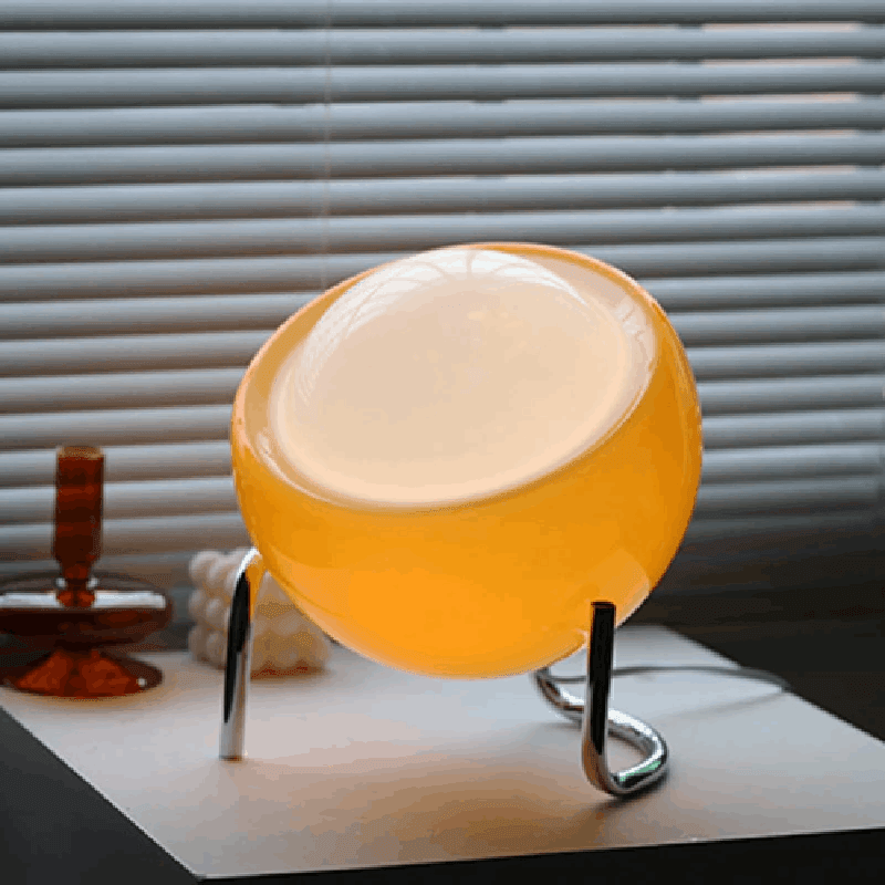 Retro Nordisk Skrivebordslampe med USB Opladning