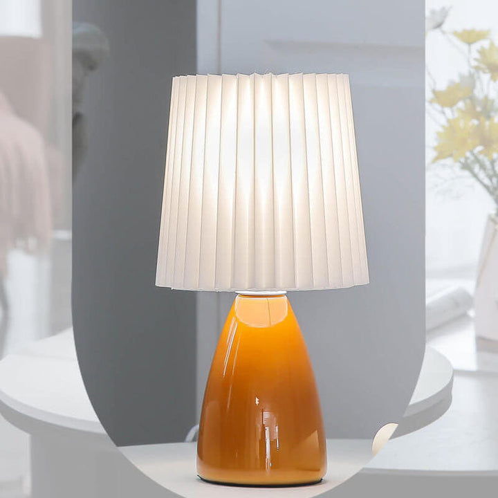 Plisseret Bordlampe med Glasfod - Skandinavisk Design