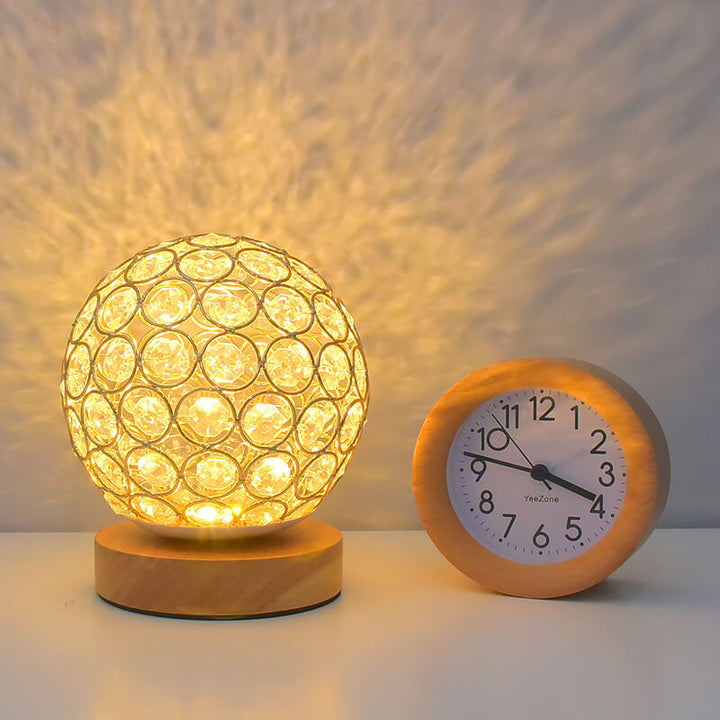 Genopladelig USB LED Bordlampe med Justerbar Dæmpning og Minimalistisk Design