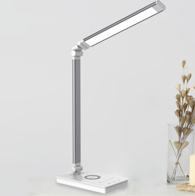 Minimalistisk Foldbar USB LED Skrivebordslampe i Sølv eller Sort