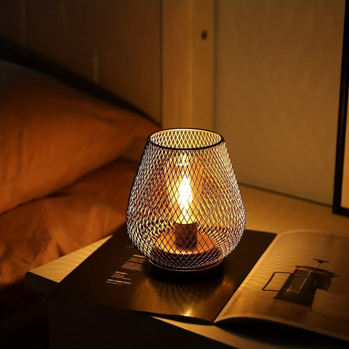 Industrielt Metal Bordlampe Sæt med Mesh-finish og Varmt Lys