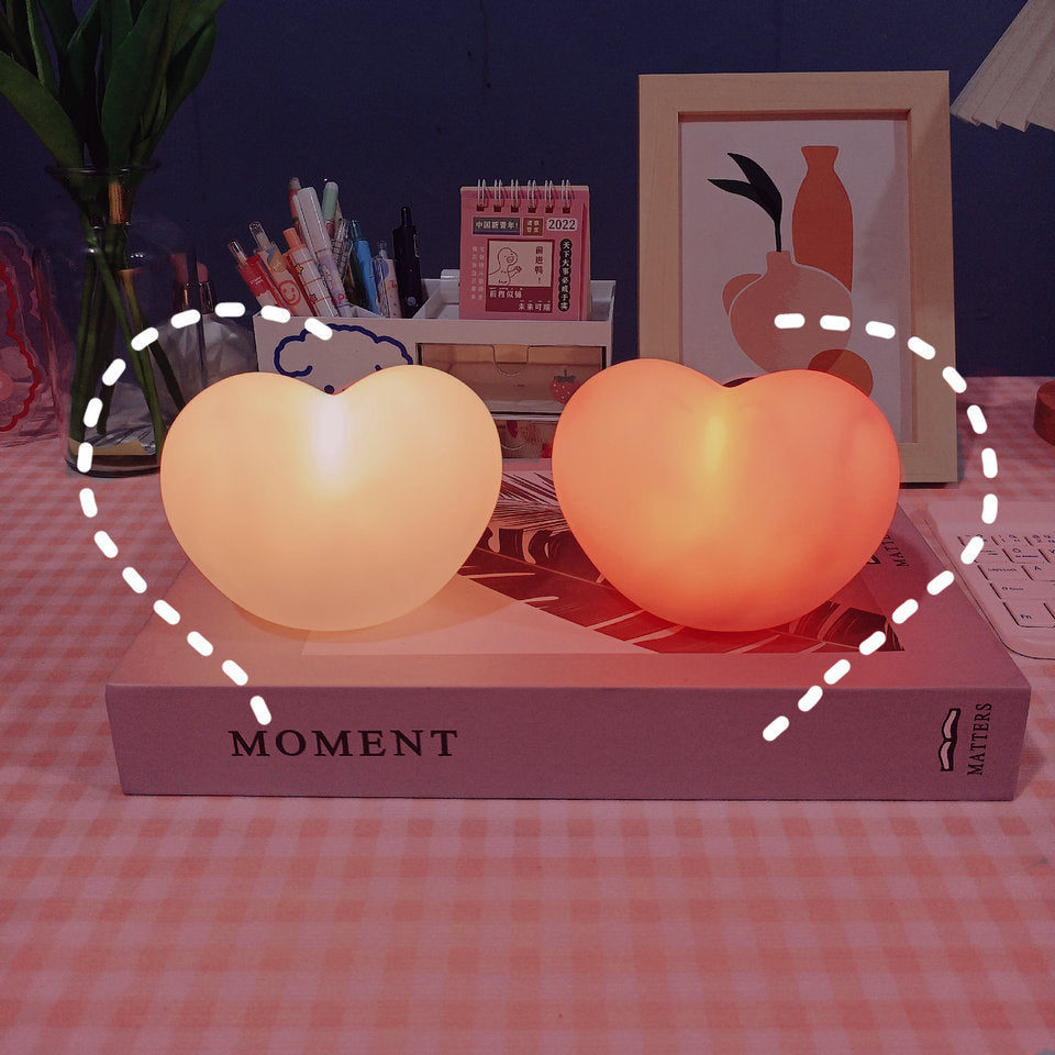 Hjerteformet Silikone LED Natlampe i Hvid og Rosa