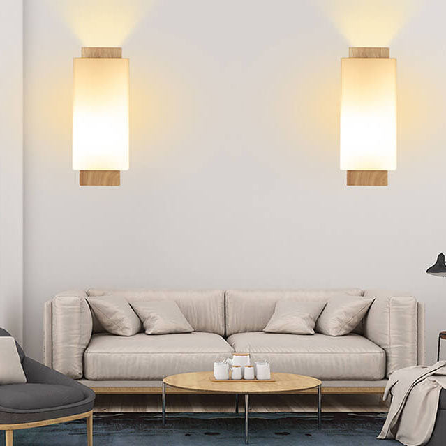 Minimalistisk Væglampe i Massiv Træ og Glas