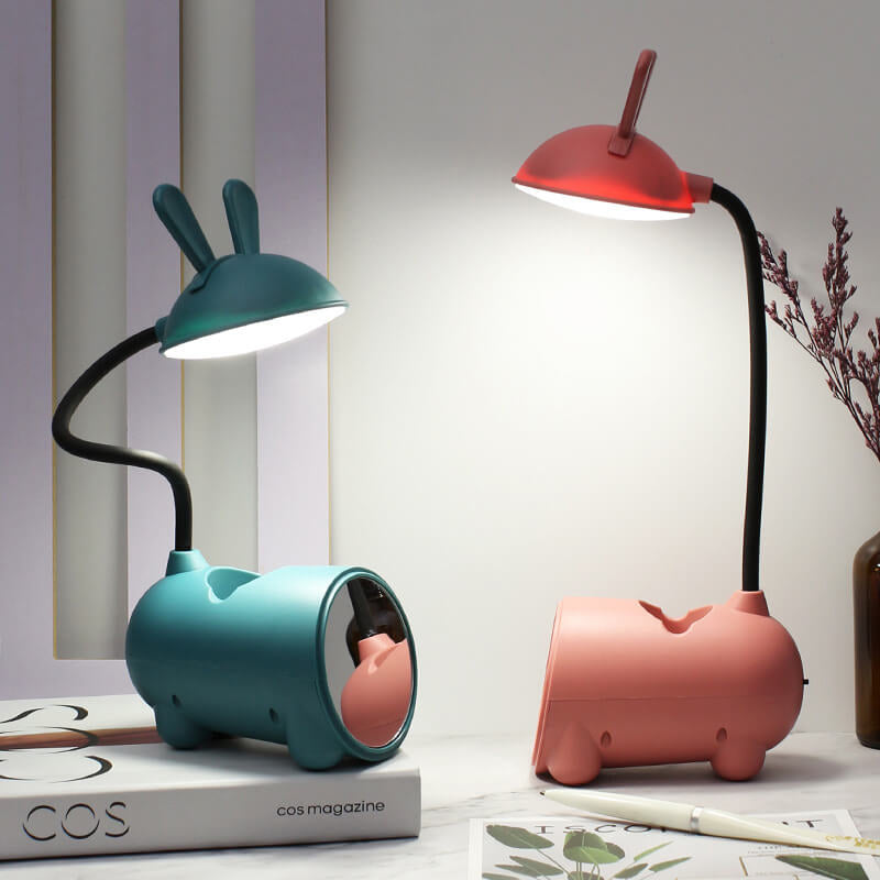 LED Skrivebordslampe med Penneholder og Justerbart Arm