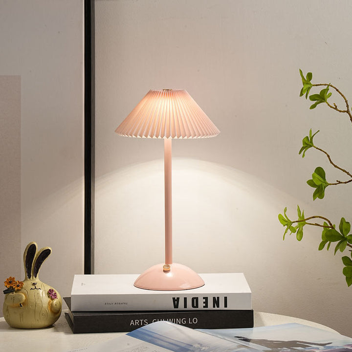 Opladelig Skandinavisk LED Bordlampe med Stofskærm