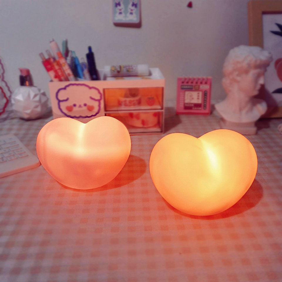 Hjerteformet Silikone LED Natlampe i Hvid og Rosa