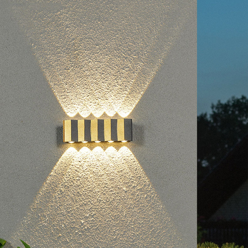 Moderne Udendørs LED Væglampe i Aluminium