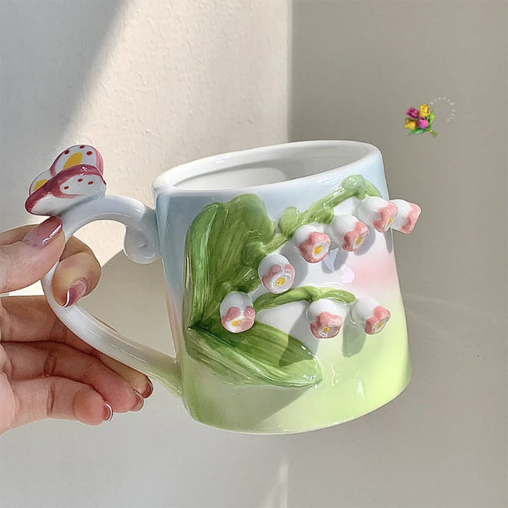 Håndmalet Keramisk Kaffe Kop med Blomsterdesign