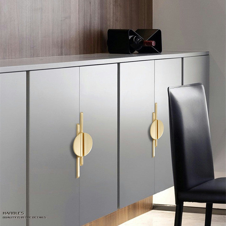 Halvmåne Skabshåndtag i Zinklegering - Moderne Design