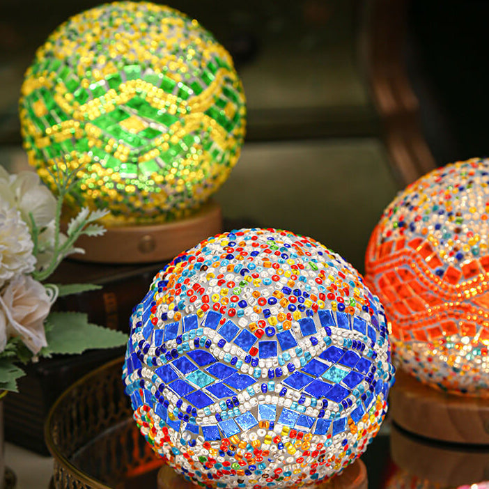 Boheme Bordlampe med USB Opladning og Blødt LED Lys