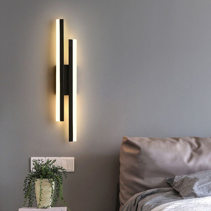 Moderne Sort og Guld LED Væglampe med Justerbar Belysning