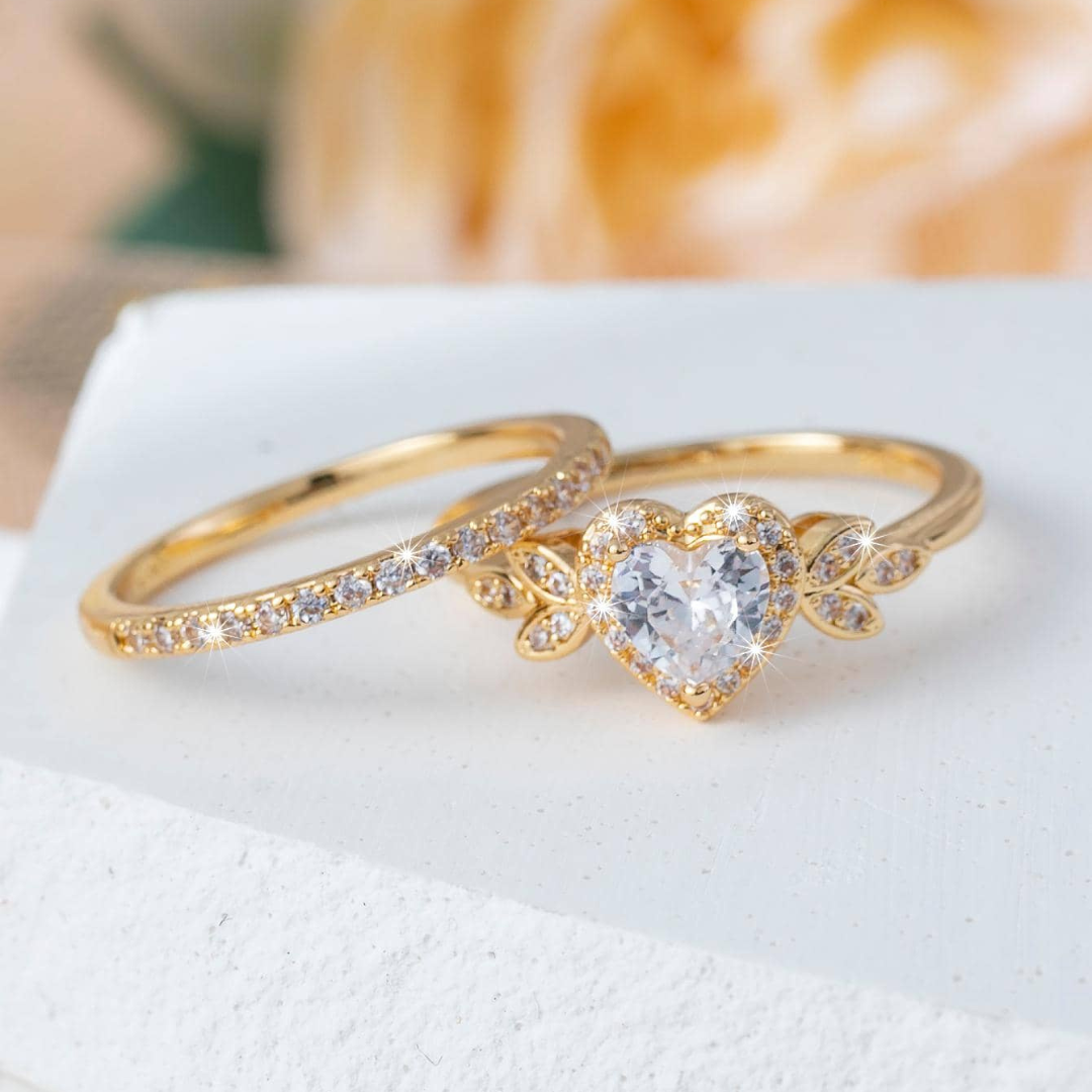 Elegant to-delt ringesæt med tidløs glans