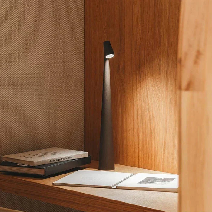 Skulptureret Genopladelig Bordlampe med Justerbar Lysstyrke