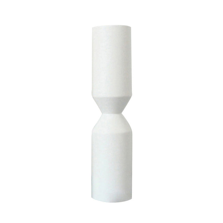 Minimalistisk Fyrretræ Lysestage med Elegant Design