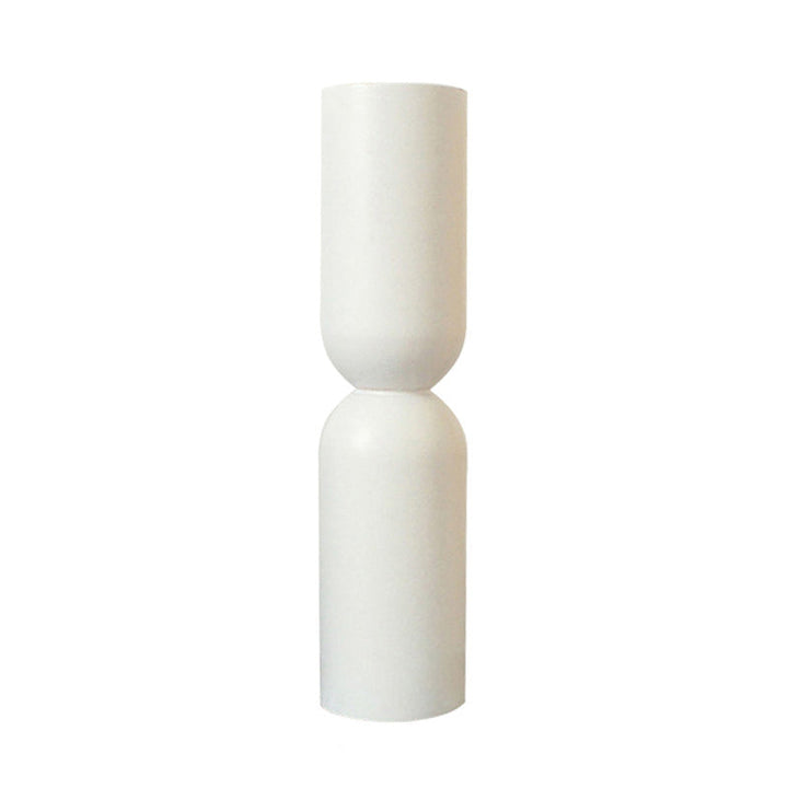 Minimalistisk Fyrretræ Lysestage med Elegant Design