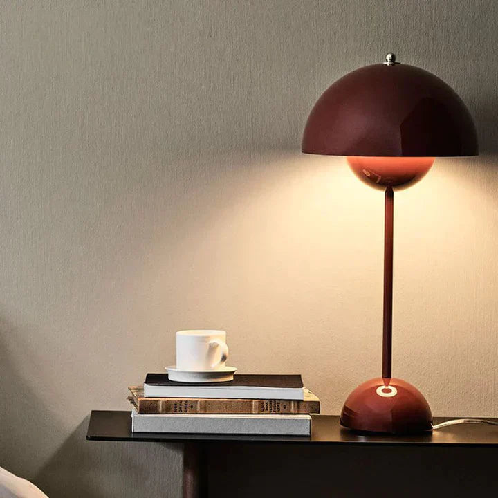 Genopladelig Trådløs Bordlampe med Justerbar Lysstyrke og Farvemuligheder