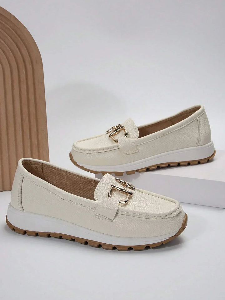 Kvinder Casual Loafers med Guldspænde og Sportssål