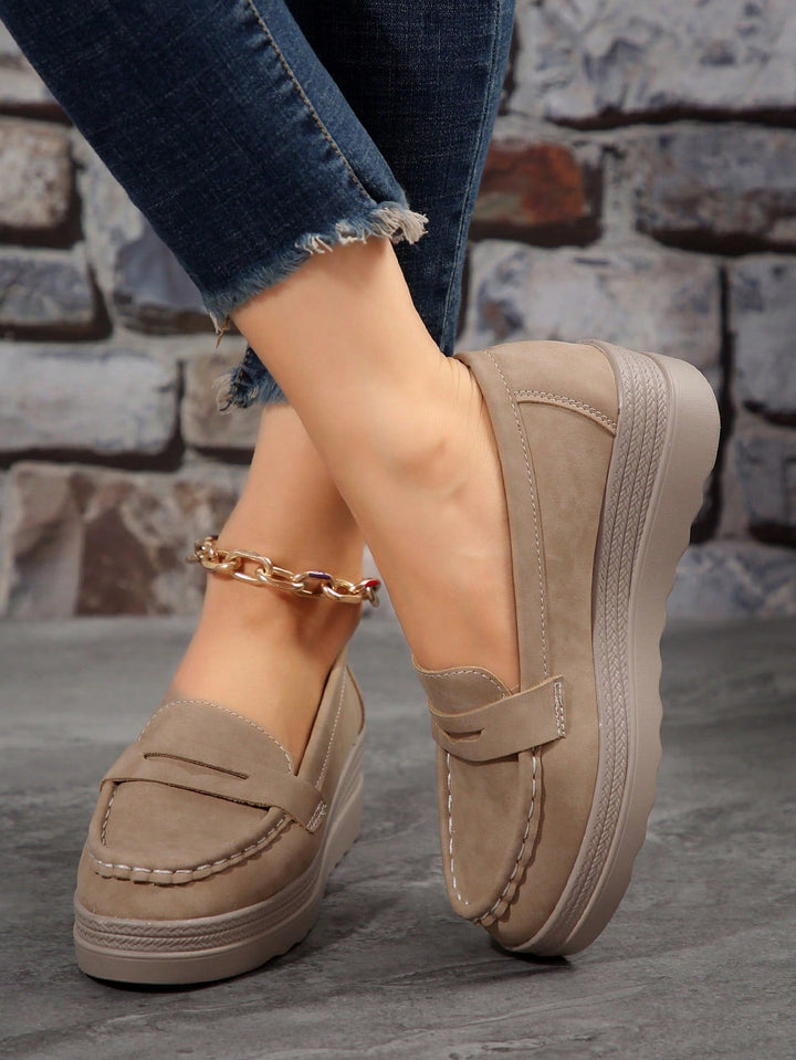 Kvinder Casual Loafers med Guldspænde og Sportssål