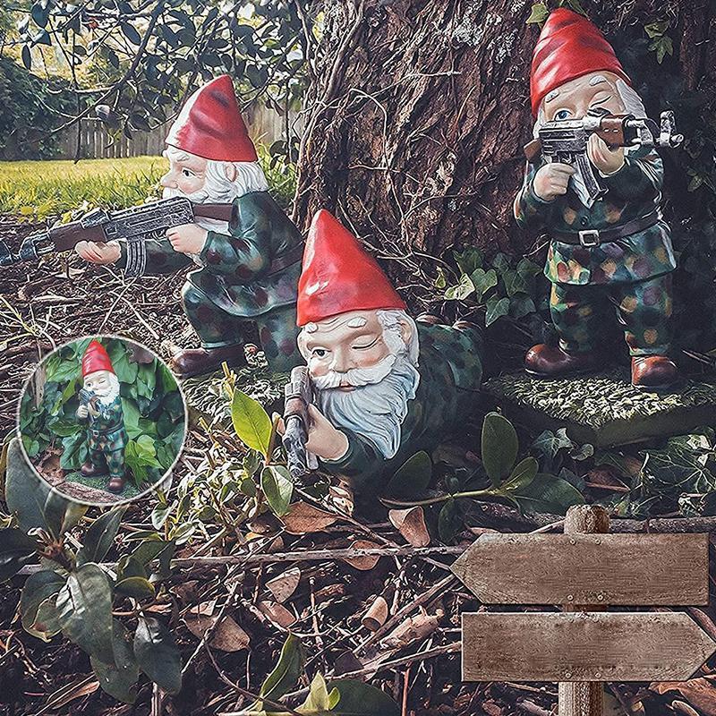 Militær Gnomestatue med Camouflage og AK47 til Haven