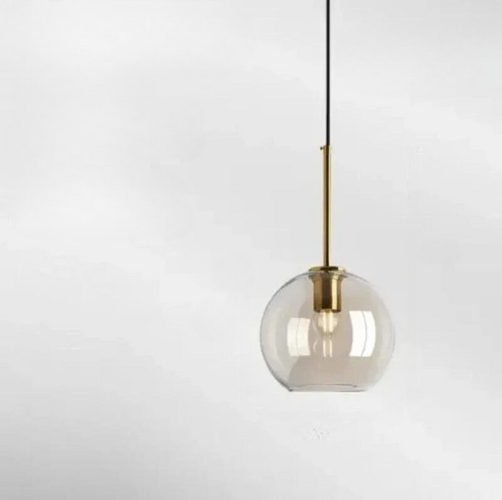 Skandinavisk Pendellampe med Varmt Lys og Minimalistisk Design