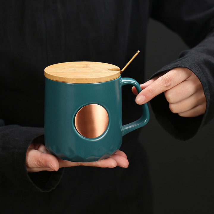 Stilfuld Keramisk Kaffekop med Optimal Varmebeholdning