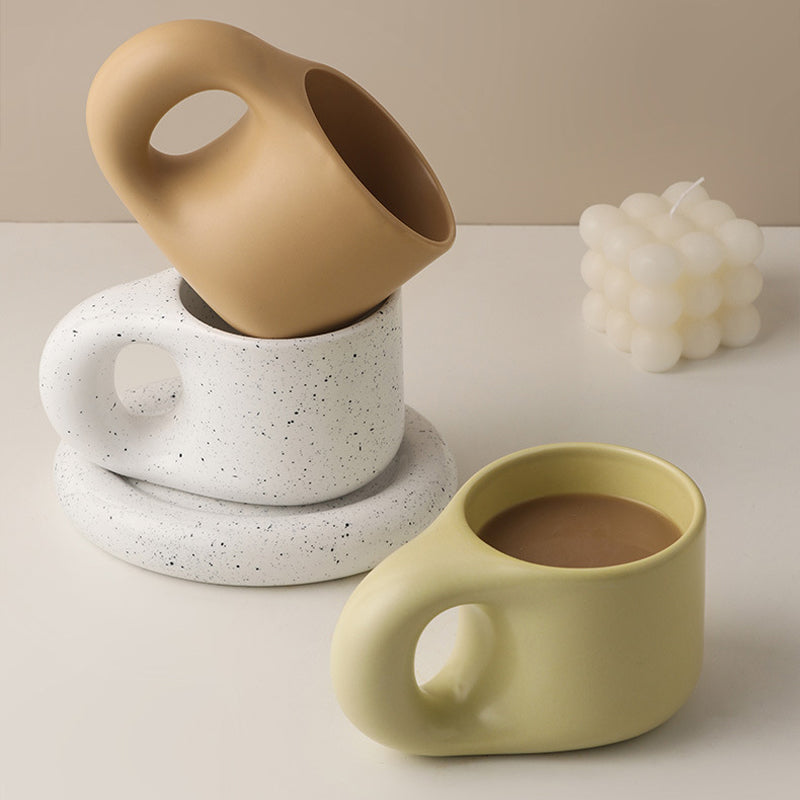 Minimalistisk Keramisk Krus 300 ml med Glansfuld Finish
