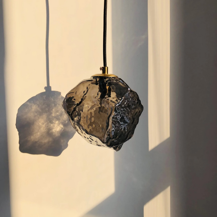 Isterning Pendelampe i Glas med Kobberdetaljer