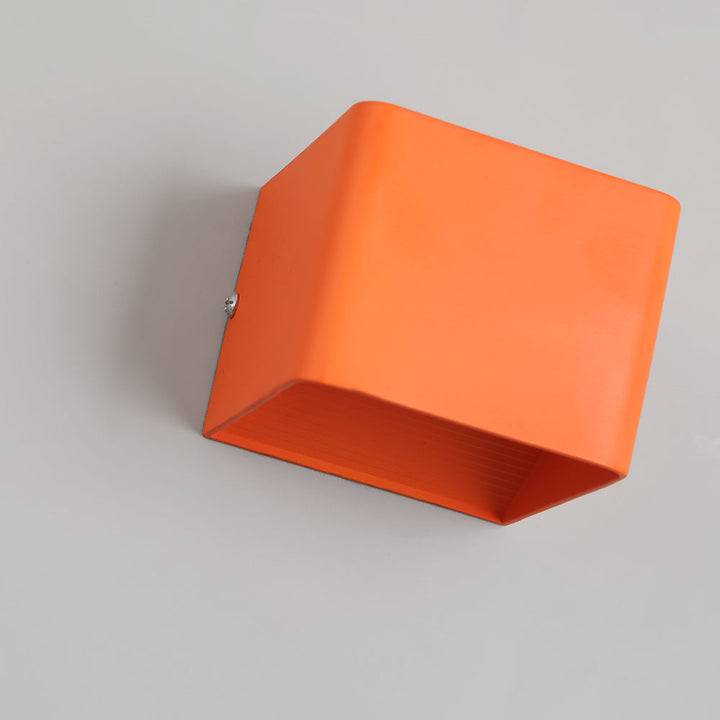 Moderne Firkantet Væglampe i Minimalistisk Design