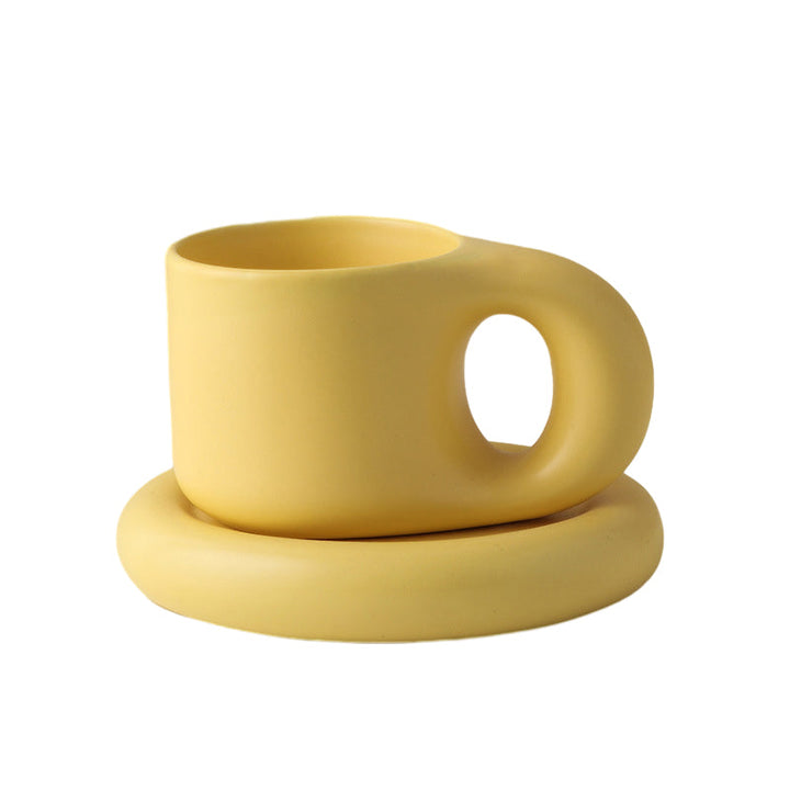 Minimalistisk Keramisk Krus 10 oz med Komfortabelt Greb