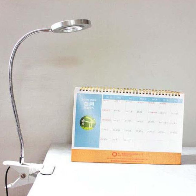 Industriel Clip-On LED Skrivebordslampe i Metal