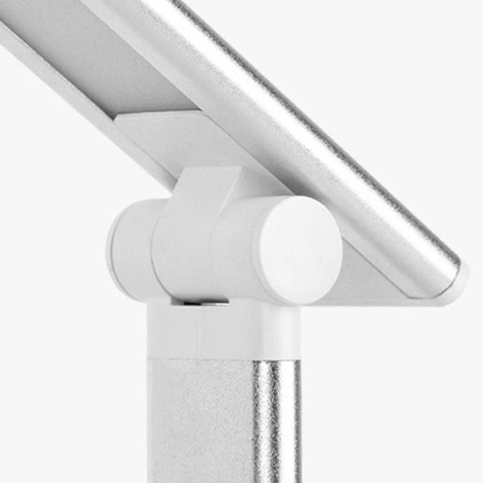 Minimalistisk Foldbar USB LED Skrivebordslampe i Sølv eller Sort