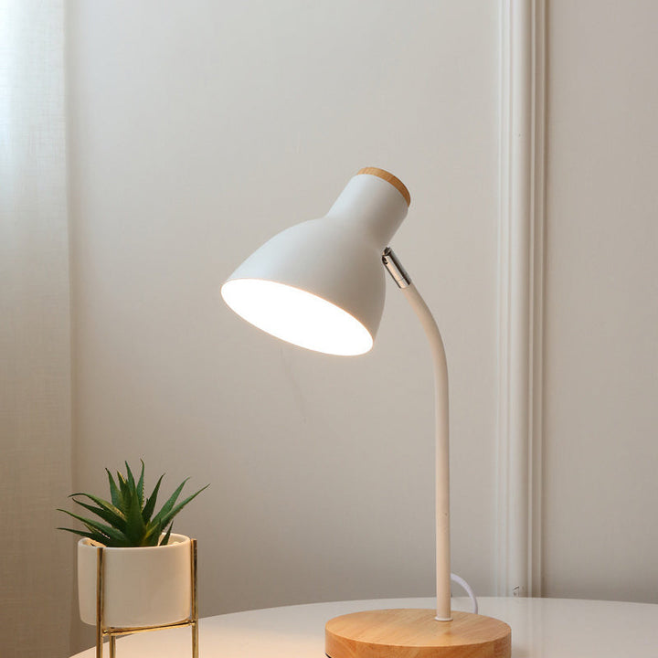 Svingbar Bordlampe i Macaron Farver med Metal Skærm