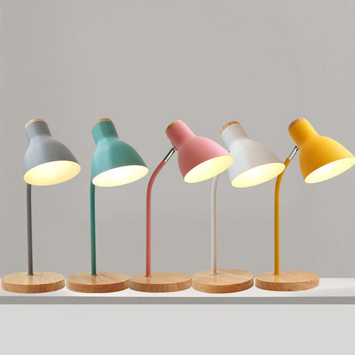 Svingbar Bordlampe i Macaron Farver med Metal Skærm