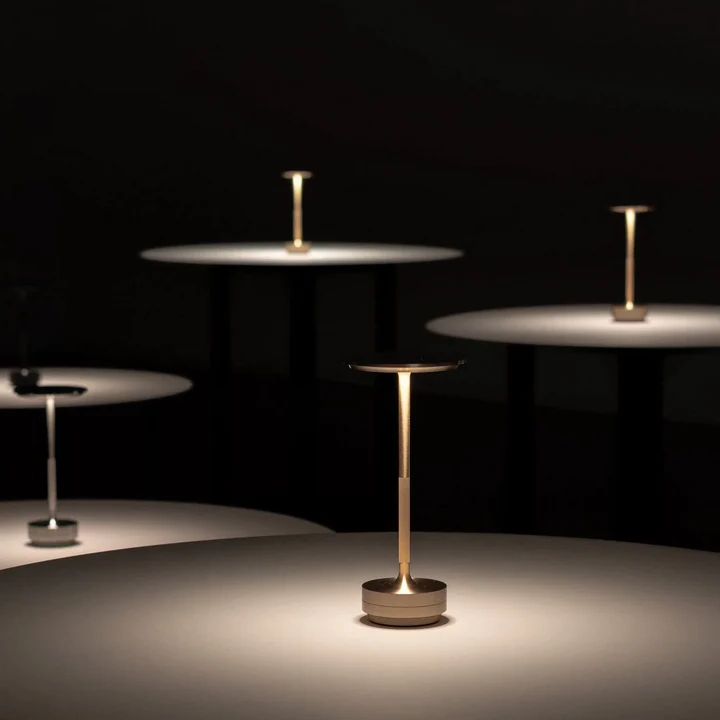 Trådløs Touch Sensor Bordlampe med Justerbar Højde og Vandtæt Design