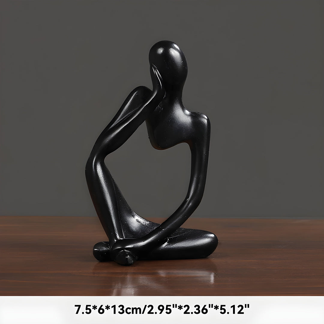 Sandfarvet Abstrakt Yoga Skulptur i Skandinavisk Design