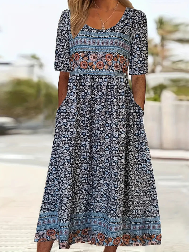 Janine™ | Kjole med Bohemisk Print og Rund Udsnit