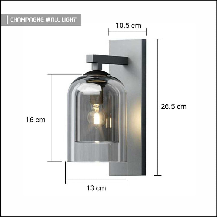 Moderne Røget Glas Væglampe med Slankt Design