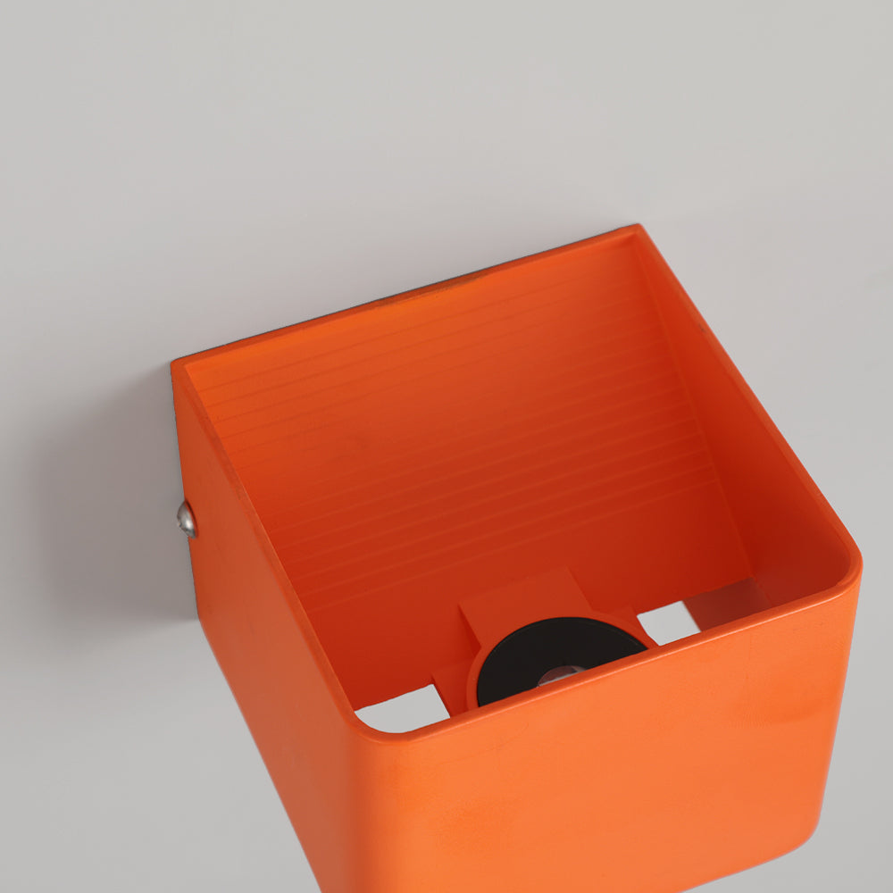 Moderne Firkantet Væglampe i Minimalistisk Design