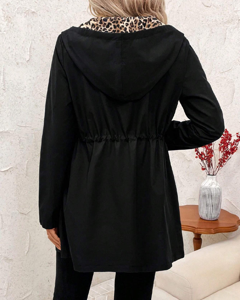 Aleah™ | Vendbar Frakke med Leopardprint