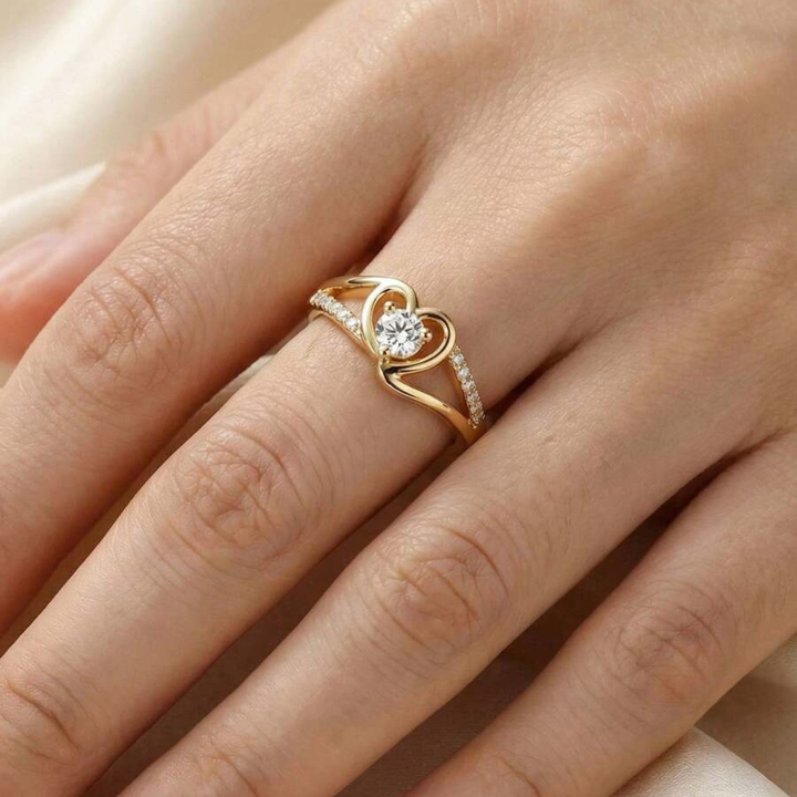 Elegant Ring med Funklende Cubic Zirconia Hjerte