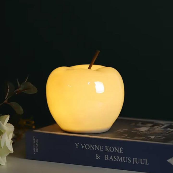 Translucent Apple Natbordlampe med LED-pære