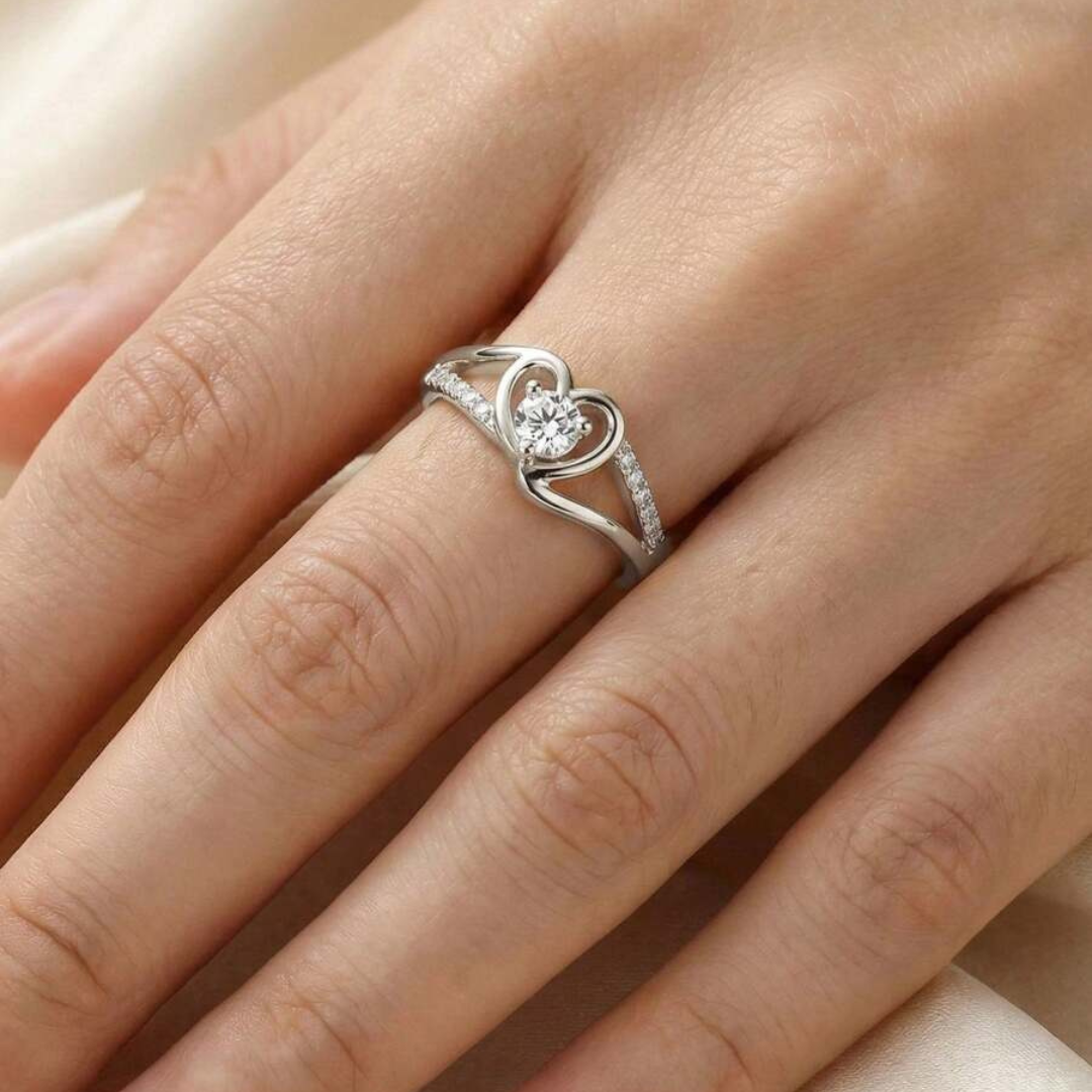 Elegant Ring med Funklende Cubic Zirconia Hjerte
