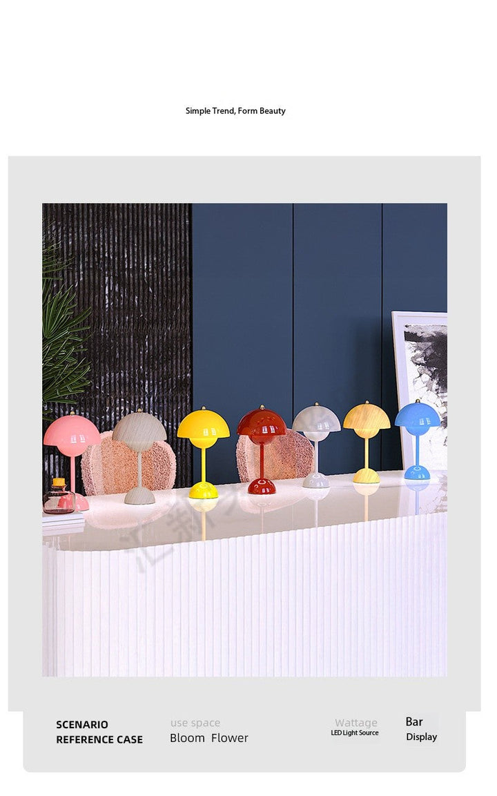 Genopladelig LED Bordlampe med Touch-Control og 8 Farver