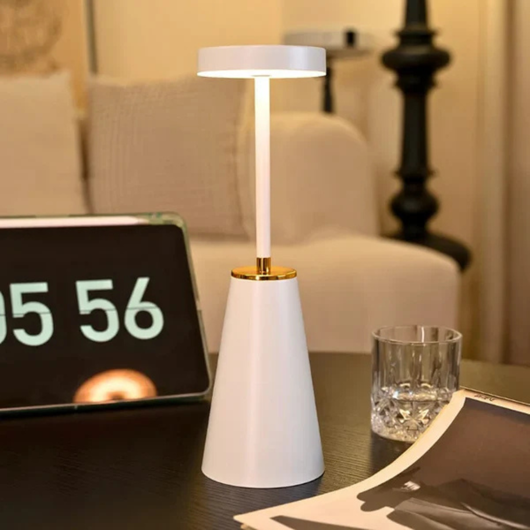 Genopladelig Trådløs Metal Bordlampe med Justerbar Lysstyrke