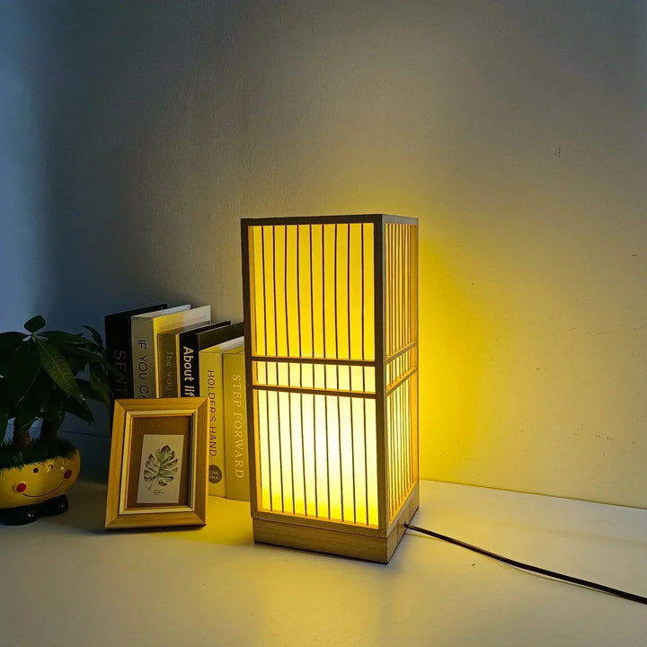 Japansk Håndlavet Bambus Bordlampe med Blødt Hvidt Lys